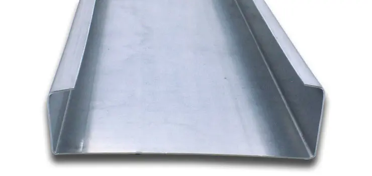 Polín de acero galvanizado tipo C