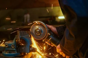 15 materiales de herrería para todo tipo de trabajos que no deben faltar en tu taller