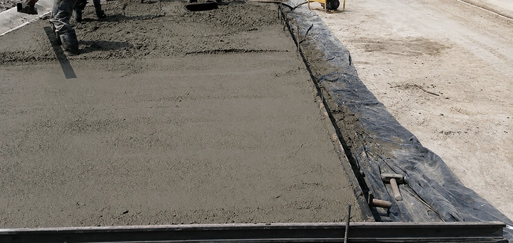 Aplicación del polín monten en construcción