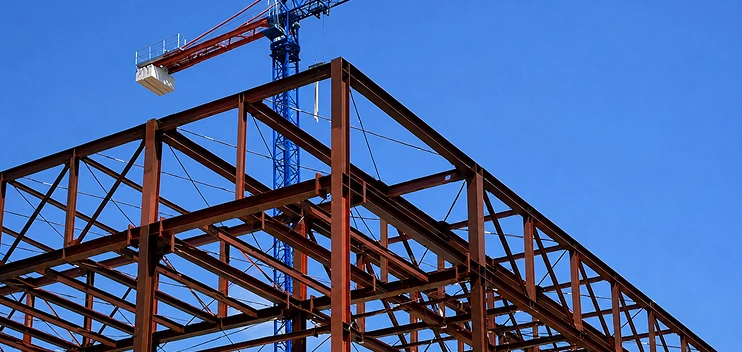 Estructura de acero en construcción